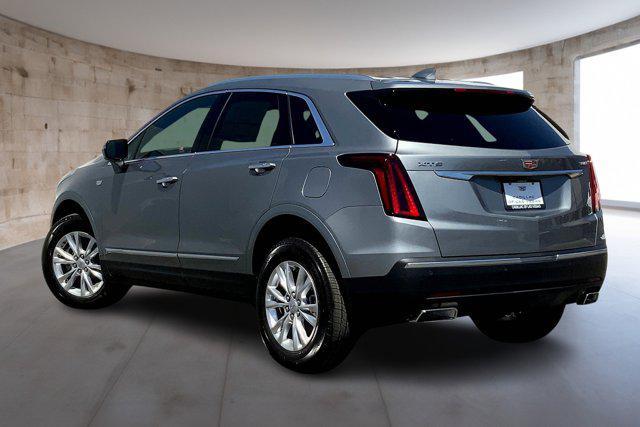 new 2025 Cadillac XT5 car, priced at $45,612