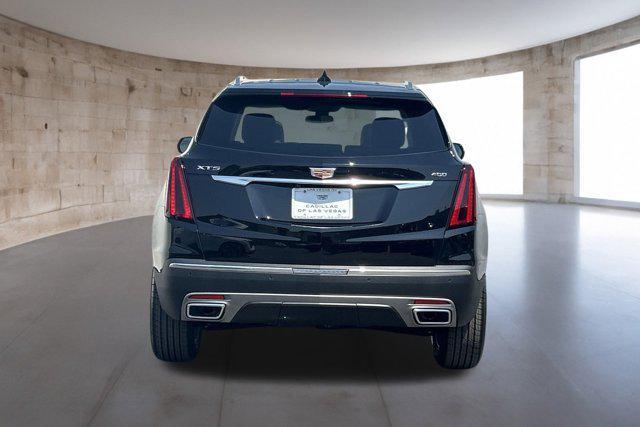 new 2025 Cadillac XT5 car, priced at $55,639
