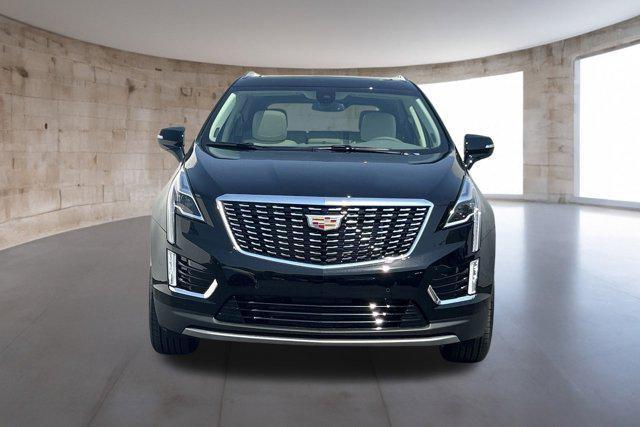 new 2025 Cadillac XT5 car, priced at $55,639