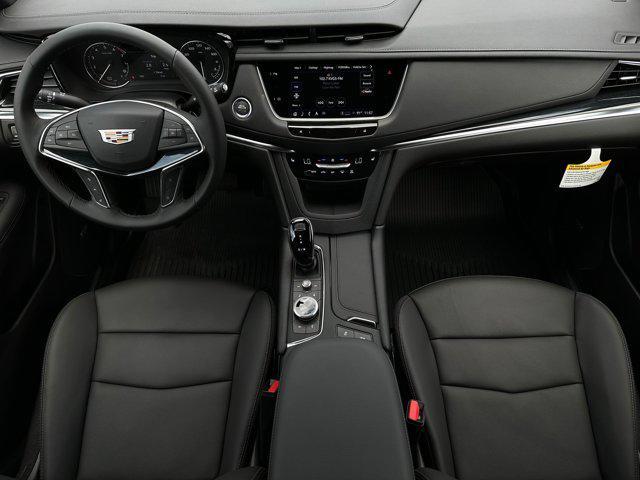 new 2025 Cadillac XT5 car, priced at $53,740