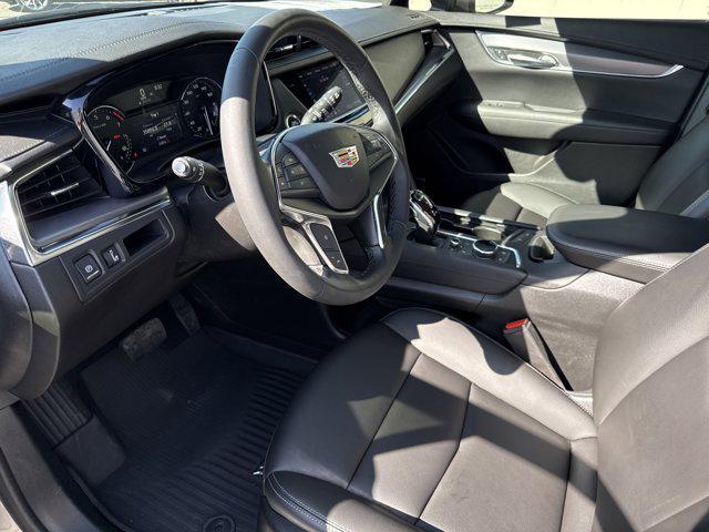 used 2022 Cadillac XT5 car, priced at $27,299