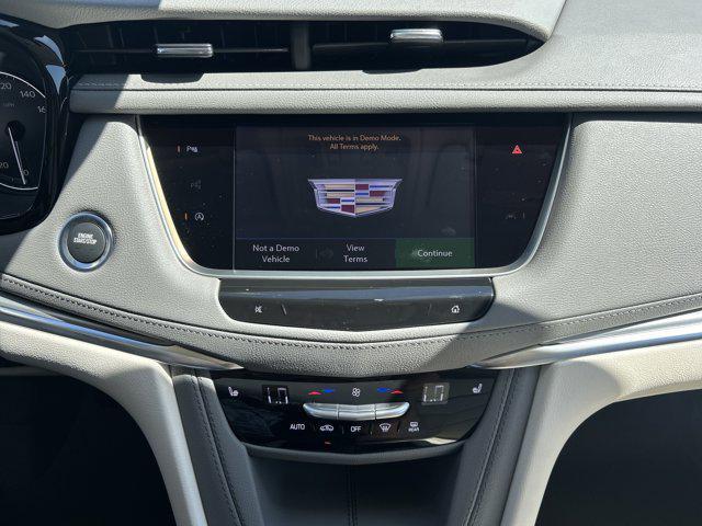 new 2025 Cadillac XT5 car, priced at $53,110