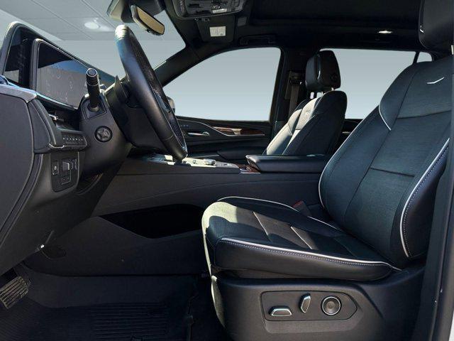 used 2023 Cadillac Escalade ESV car, priced at $75,598