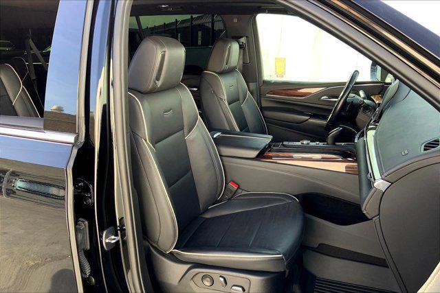 used 2023 Cadillac Escalade ESV car, priced at $74,888