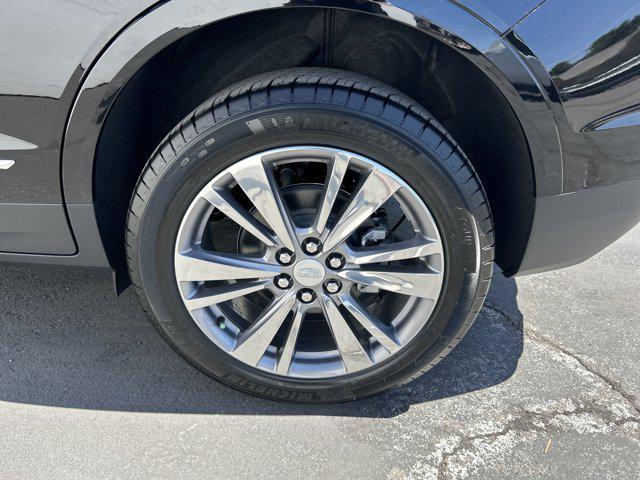 new 2025 Cadillac XT5 car, priced at $53,110