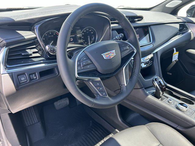 new 2025 Cadillac XT5 car, priced at $53,110