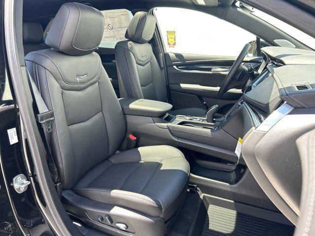 new 2025 Cadillac XT5 car, priced at $53,110