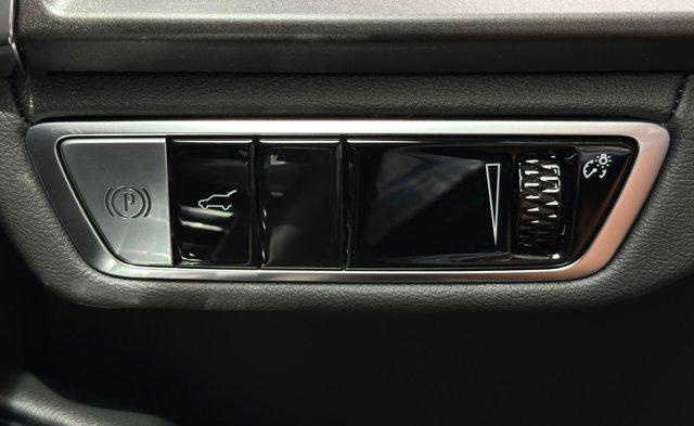 new 2026 Cadillac VISTIQ car, priced at $78,481