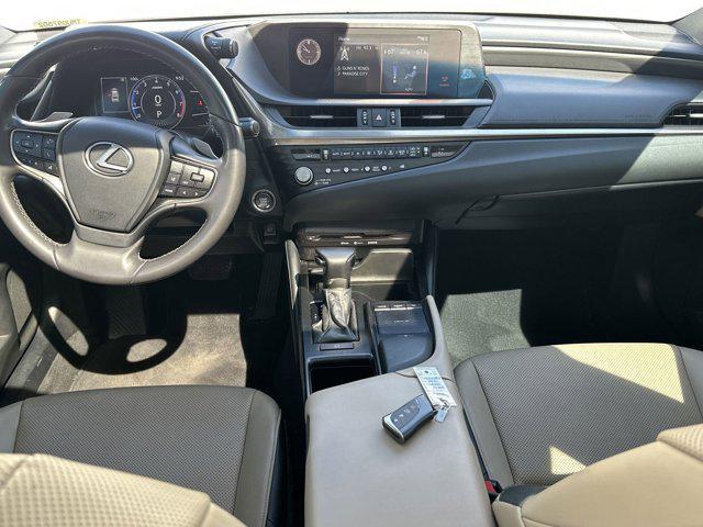 used 2021 Lexus ES 350 car, priced at $27,998