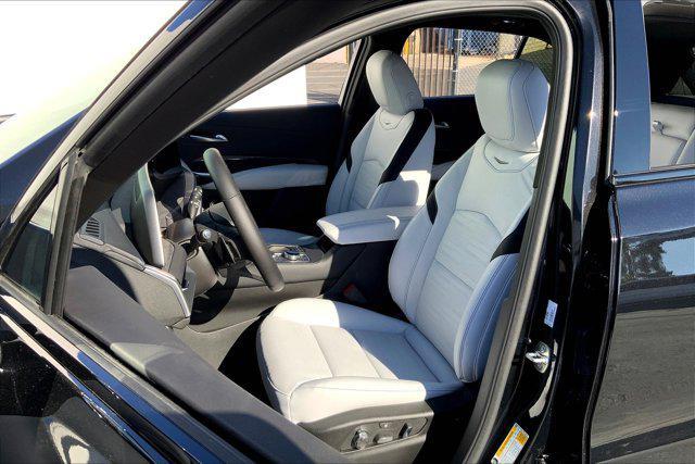 new 2025 Cadillac XT4 car, priced at $47,613
