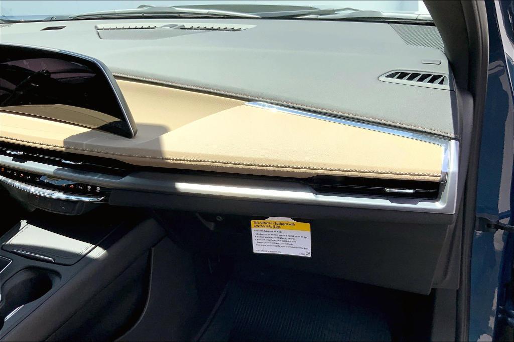 new 2024 Cadillac XT4 car, priced at $40,715