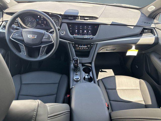 new 2025 Cadillac XT5 car, priced at $56,681