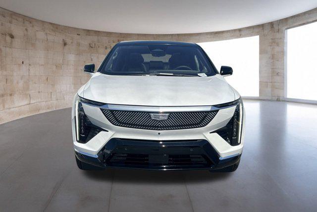 new 2025 Cadillac OPTIQ car, priced at $56,889