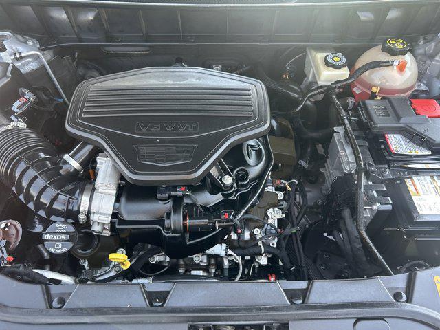 used 2018 Cadillac XT5 car, priced at $15,999