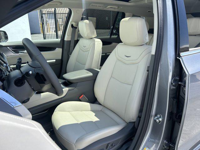 new 2025 Cadillac XT6 car, priced at $58,464