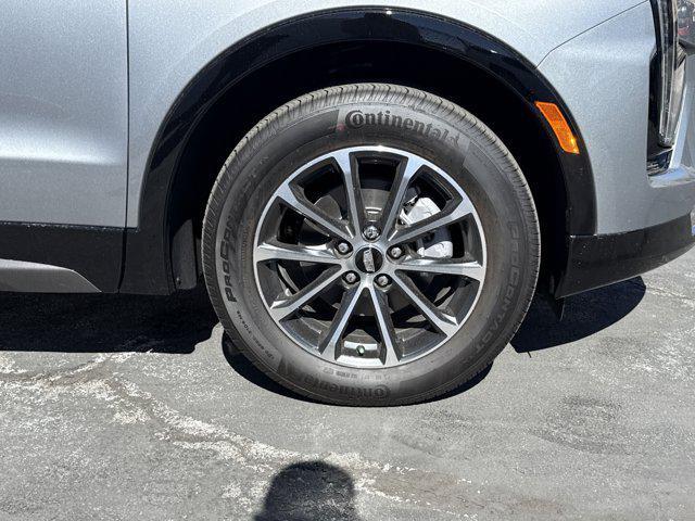 new 2025 Cadillac XT4 car, priced at $43,081