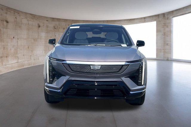 new 2025 Cadillac OPTIQ car, priced at $55,709