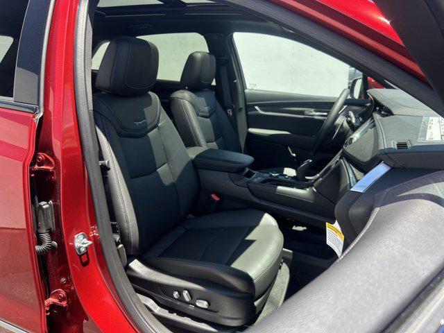 new 2025 Cadillac XT5 car, priced at $63,815