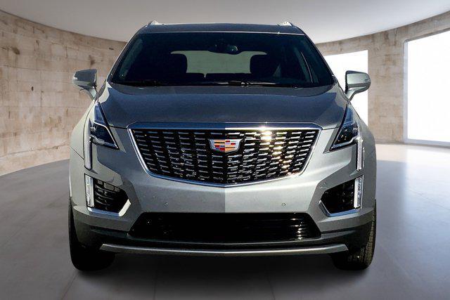 new 2025 Cadillac XT5 car, priced at $53,692