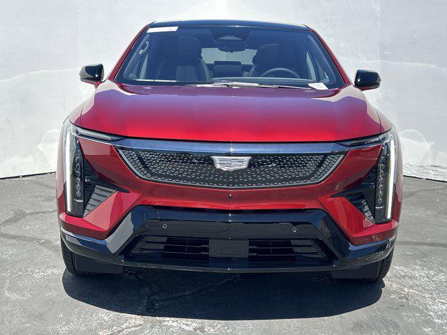 new 2025 Cadillac OPTIQ car, priced at $56,215