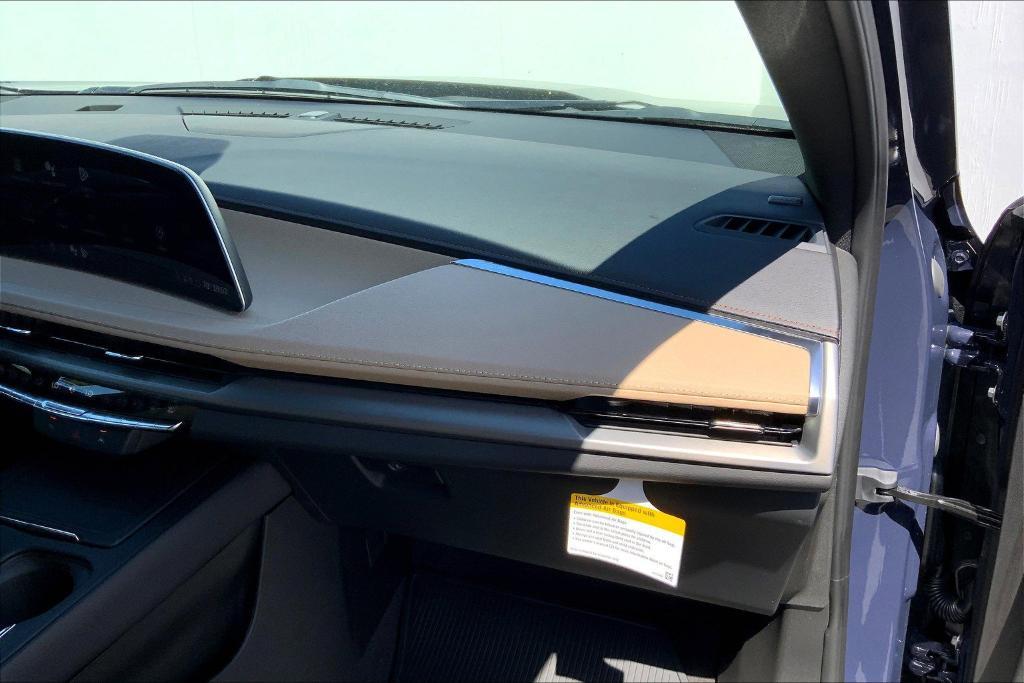 new 2024 Cadillac XT4 car, priced at $40,715
