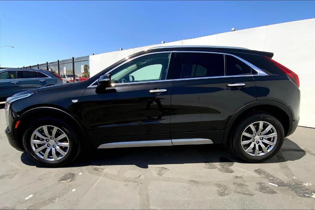 used 2022 Cadillac XT4 car, priced at $28,898