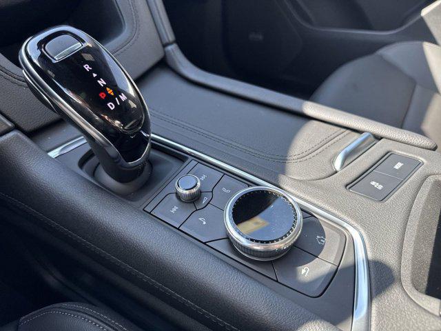 new 2025 Cadillac XT6 car, priced at $50,964