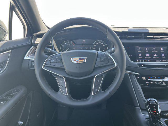 new 2025 Cadillac XT5 car, priced at $47,314