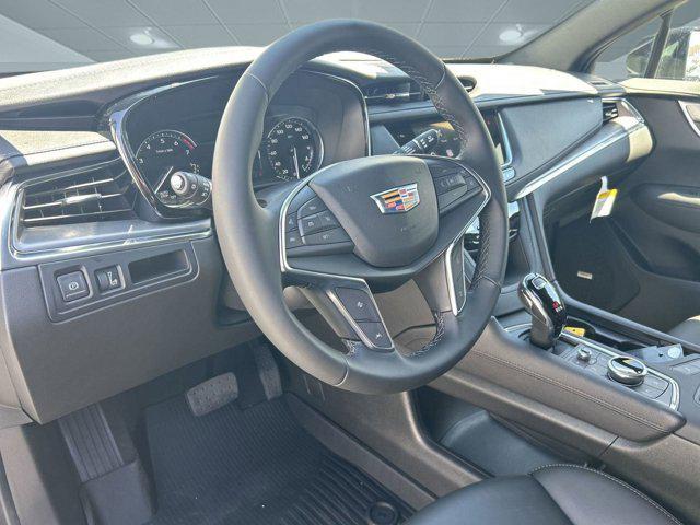 new 2025 Cadillac XT5 car, priced at $45,312
