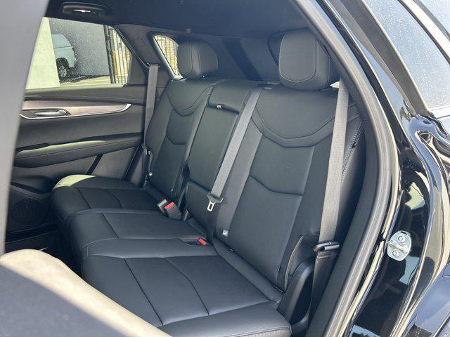 new 2025 Cadillac XT5 car, priced at $47,314