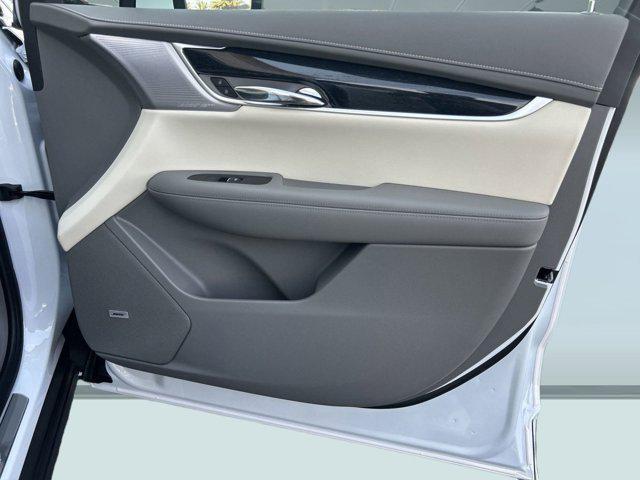 new 2025 Cadillac XT6 car, priced at $57,161
