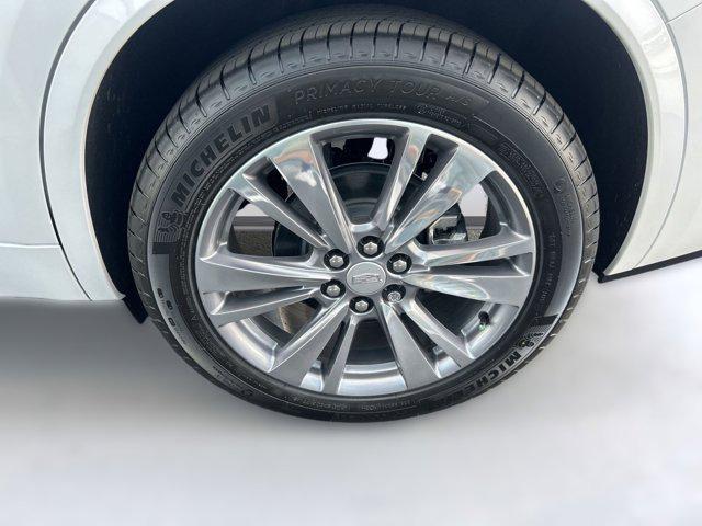 new 2025 Cadillac XT6 car, priced at $57,161