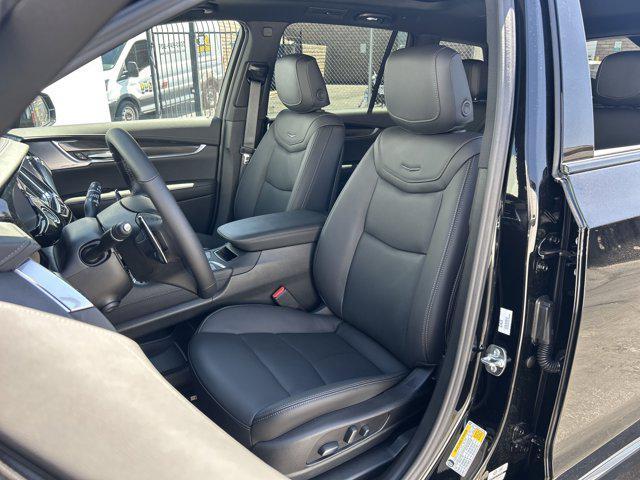 new 2025 Cadillac XT6 car, priced at $70,143