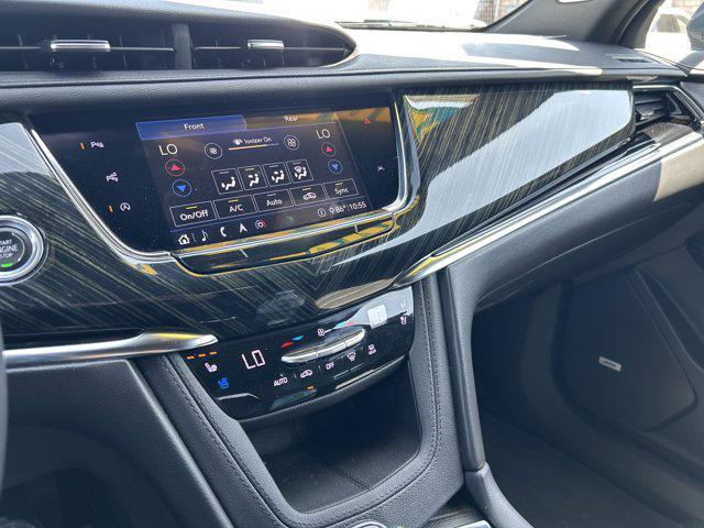 used 2020 Cadillac XT6 car, priced at $29,999