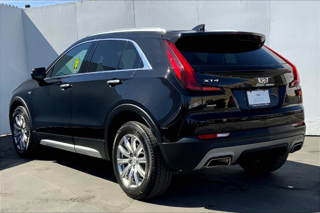 used 2022 Cadillac XT4 car, priced at $29,999