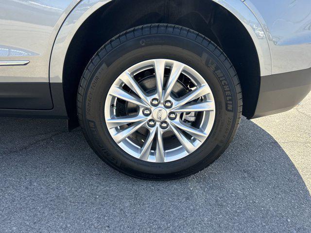 new 2025 Cadillac XT5 car, priced at $46,689