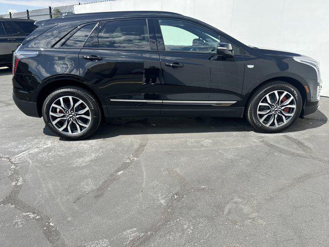 new 2025 Cadillac XT5 car, priced at $65,309