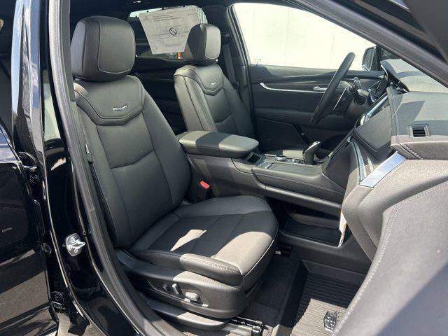 new 2025 Cadillac XT5 car, priced at $65,309