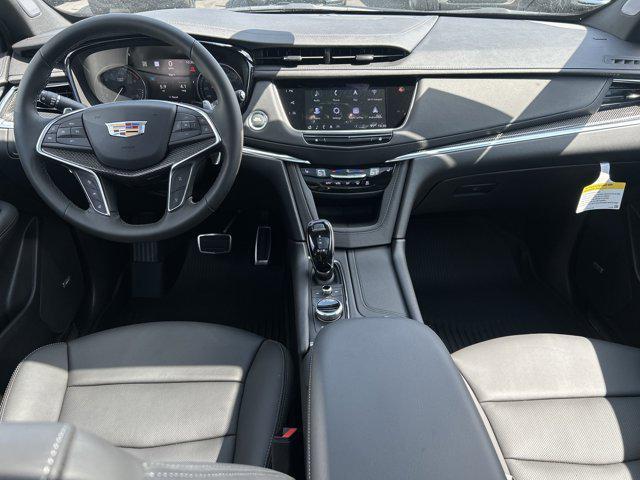 new 2025 Cadillac XT5 car, priced at $65,309