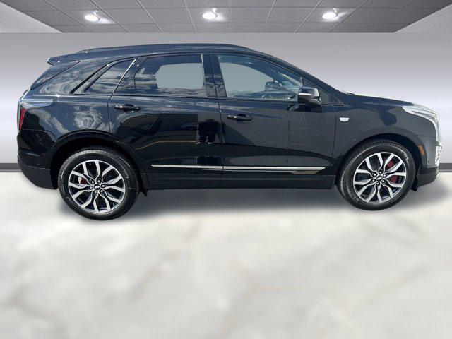 new 2025 Cadillac XT5 car, priced at $65,309