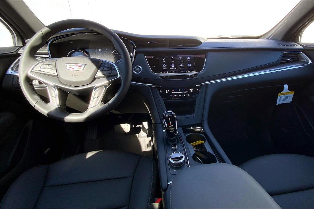 new 2024 Cadillac XT5 car, priced at $46,465