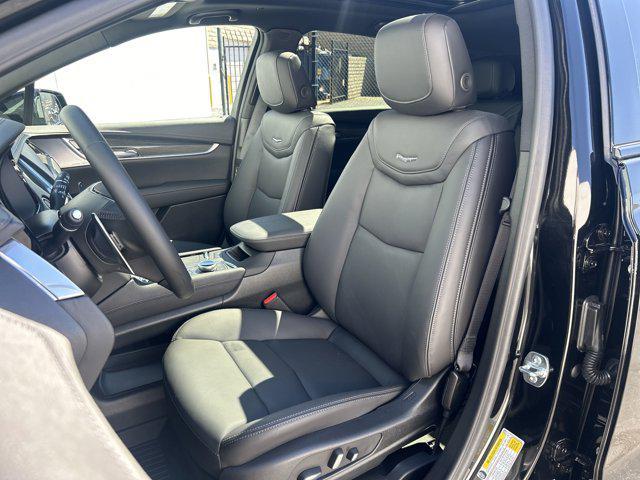 new 2025 Cadillac XT5 car, priced at $59,701