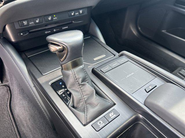 used 2022 Lexus ES 300h car, priced at $34,888