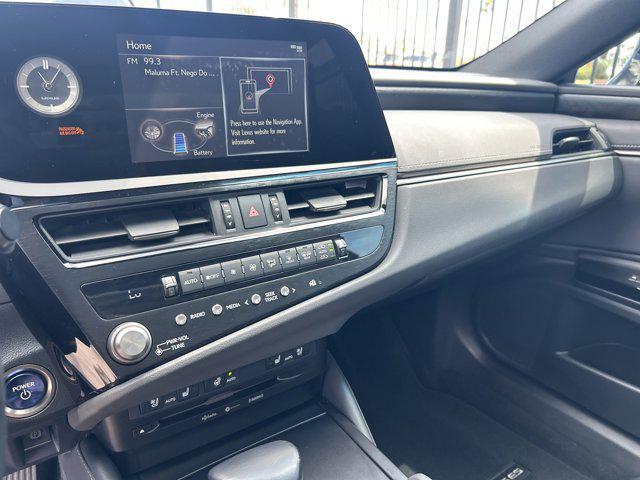 used 2022 Lexus ES 300h car, priced at $34,888