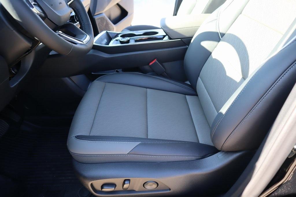new 2026 Chevrolet Equinox car, priced at $29,339