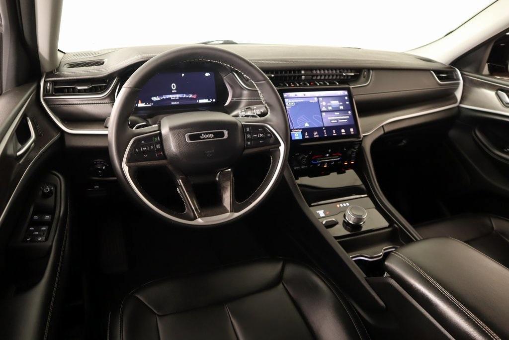 used 2024 Jeep Grand Cherokee car, priced at $33,881