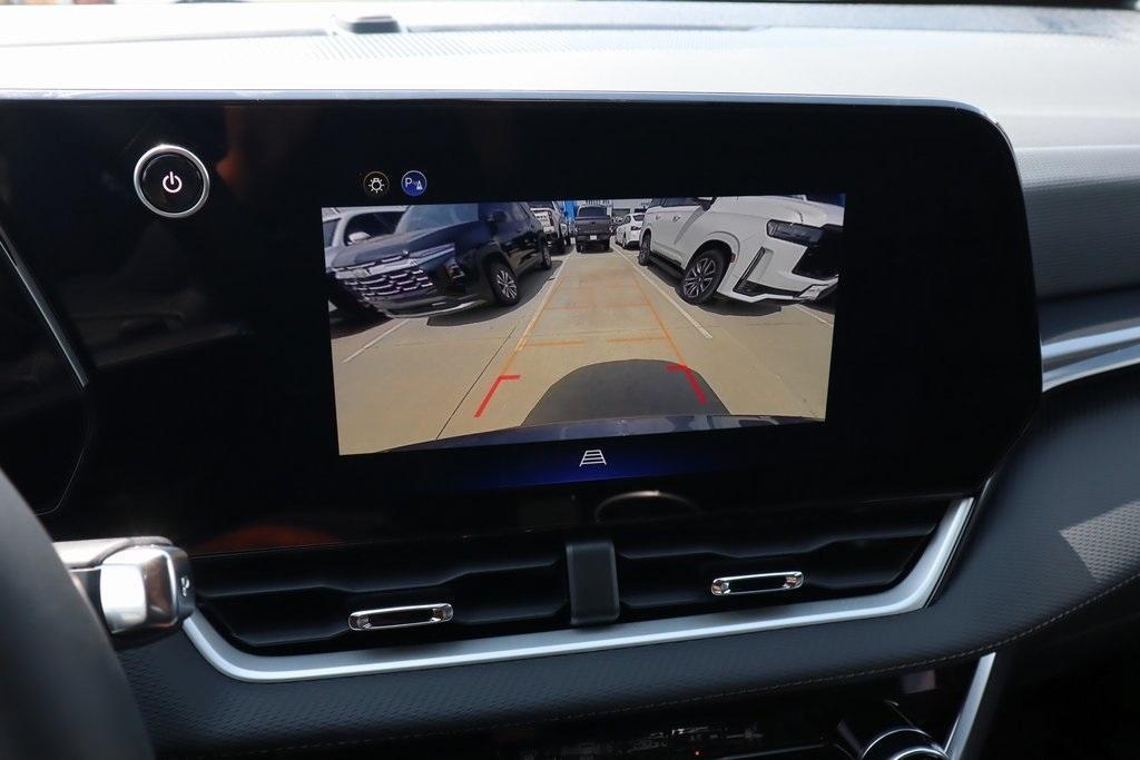 new 2026 Chevrolet Equinox car, priced at $28,974