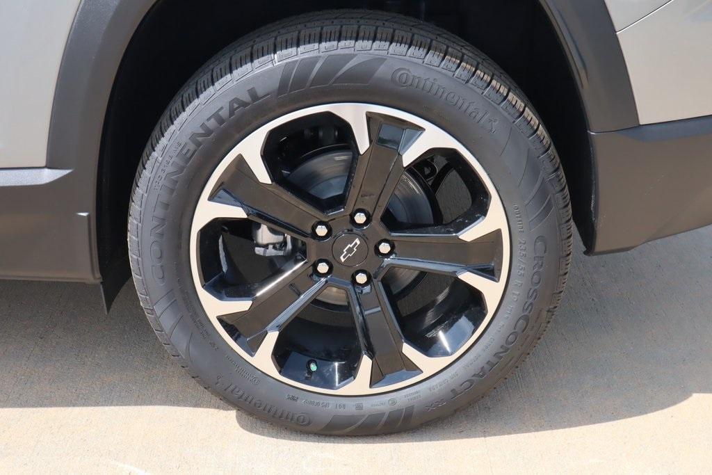 new 2026 Chevrolet Equinox car, priced at $28,974