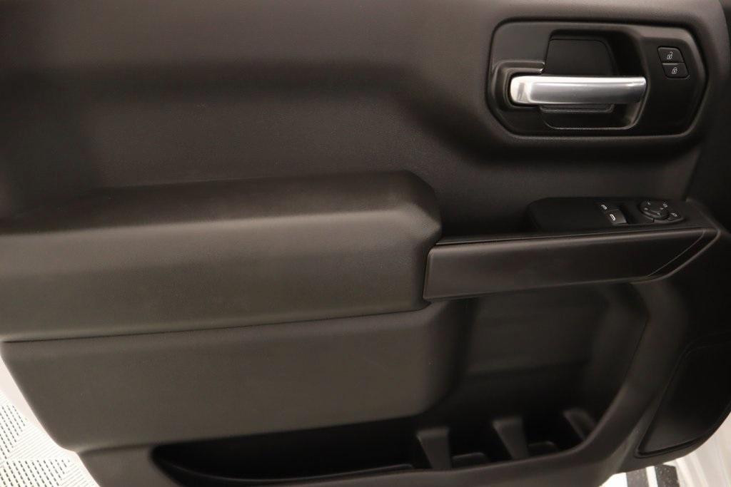 used 2024 Chevrolet Silverado 1500 car, priced at $30,996