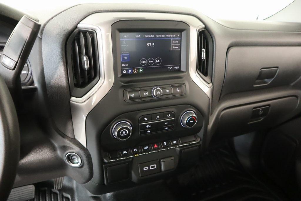 used 2024 Chevrolet Silverado 1500 car, priced at $30,996